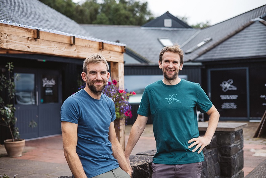 Skye Candles James Robertson And Raghnall Robertson Company Pic Web